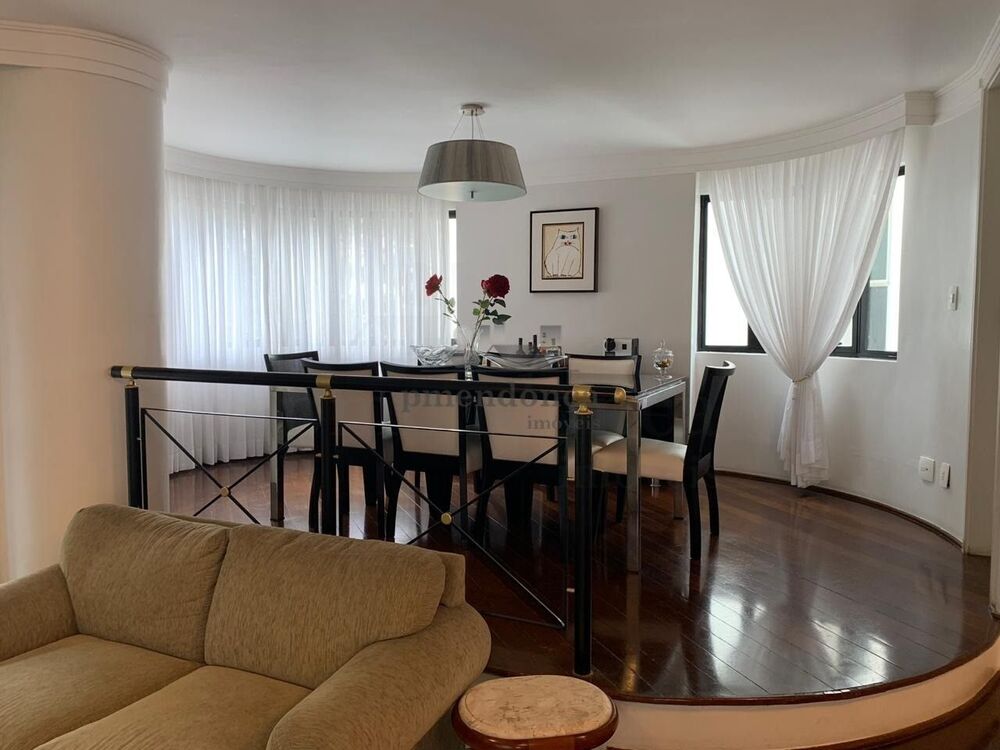 Apartamento, 3 quartos, 220 m² - Foto 2