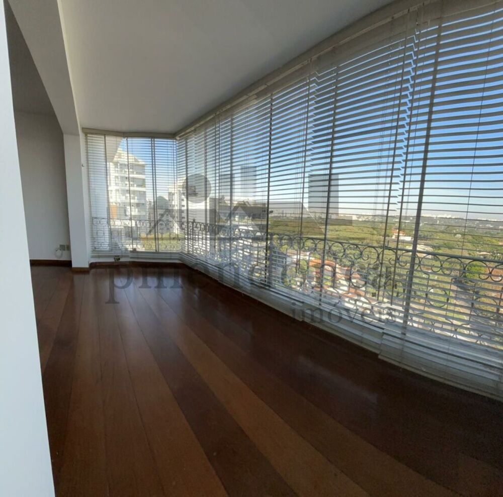 Apartamento, 4 quartos, 218 m² - Foto 2