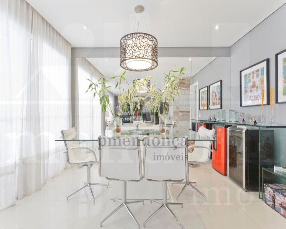 Apartamento, 3 quartos, 188 m² - Foto 1