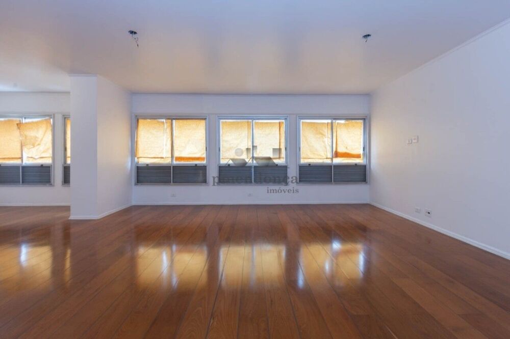 Apartamento, 3 quartos, 235 m² - Foto 2