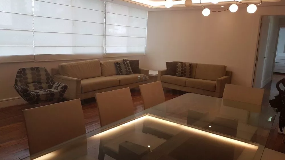 Apartamento à venda com 3 quartos, 119m² - Foto 1