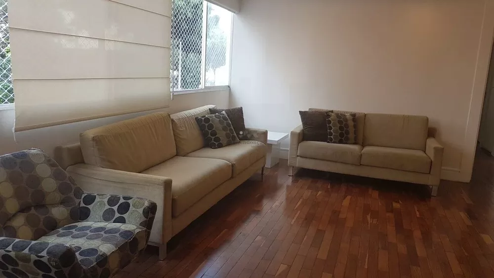 Apartamento à venda com 3 quartos, 119m² - Foto 2