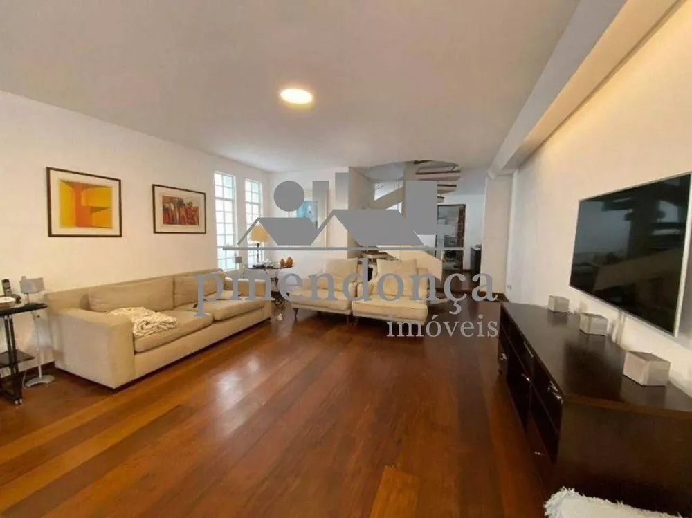 Casa de Vila à venda com 3 quartos, 180m² - Foto 3