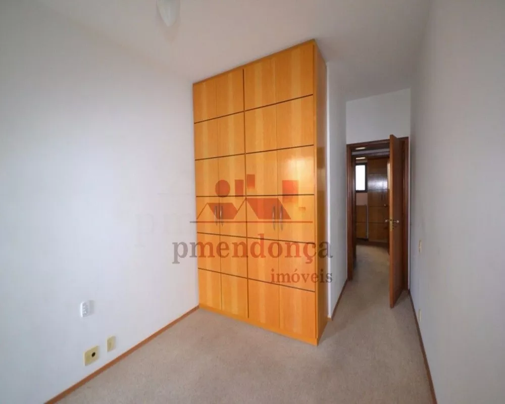 Apartamento à venda com 4 quartos, 271m² - Foto 11