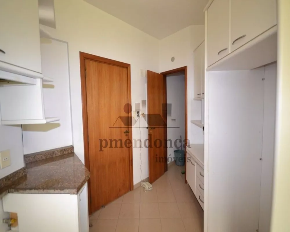 Apartamento à venda com 4 quartos, 271m² - Foto 9