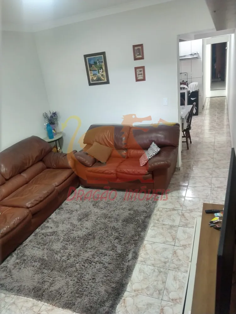 Casa, 2 quartos, 162 m² - Foto 1