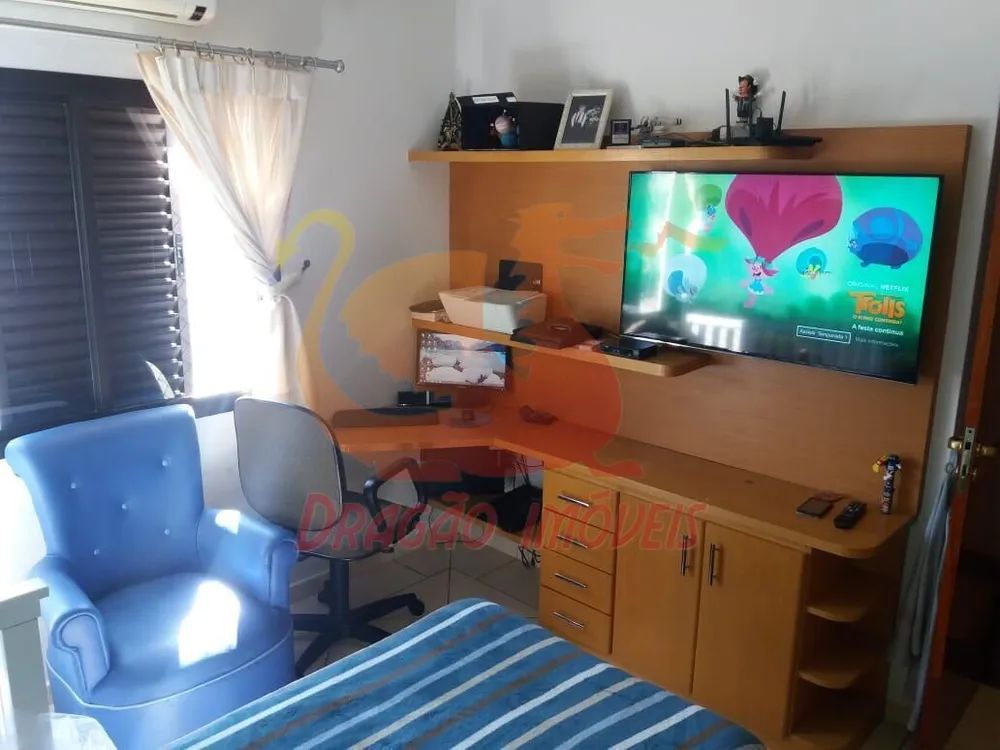 Casa, 3 quartos, 300 m² - Foto 4