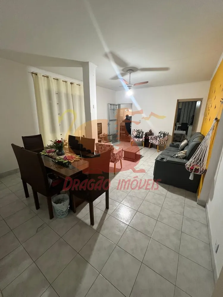 Casa, 2 quartos, 156 m² - Foto 1