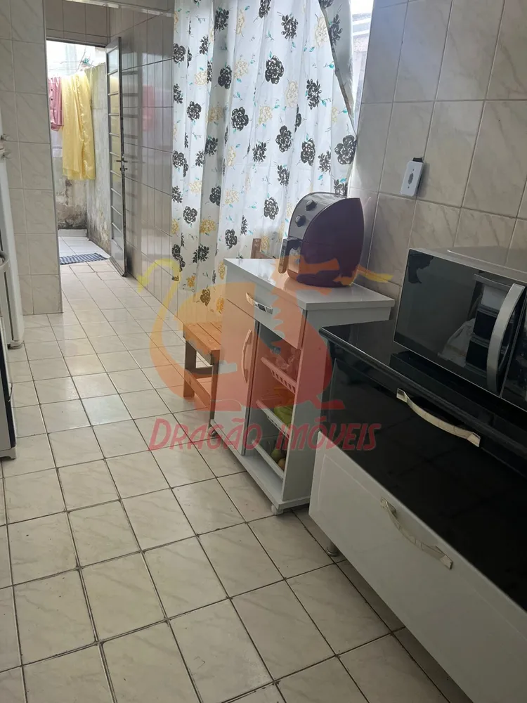 Casa, 2 quartos, 300 m² - Foto 2