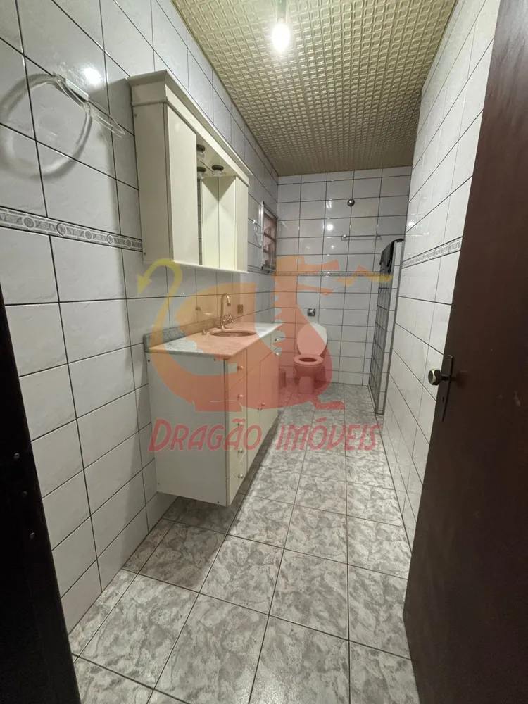 Casa, 4 quartos, 190 m² - Foto 1