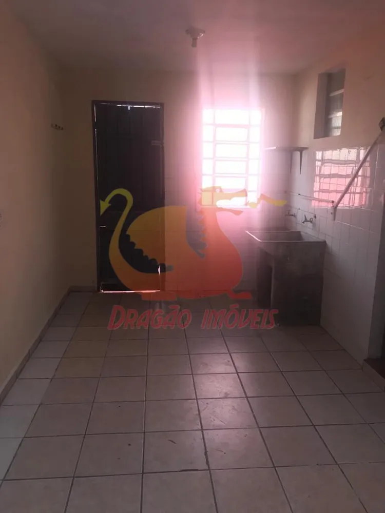 Casa, 2 quartos, 250 m² - Foto 7