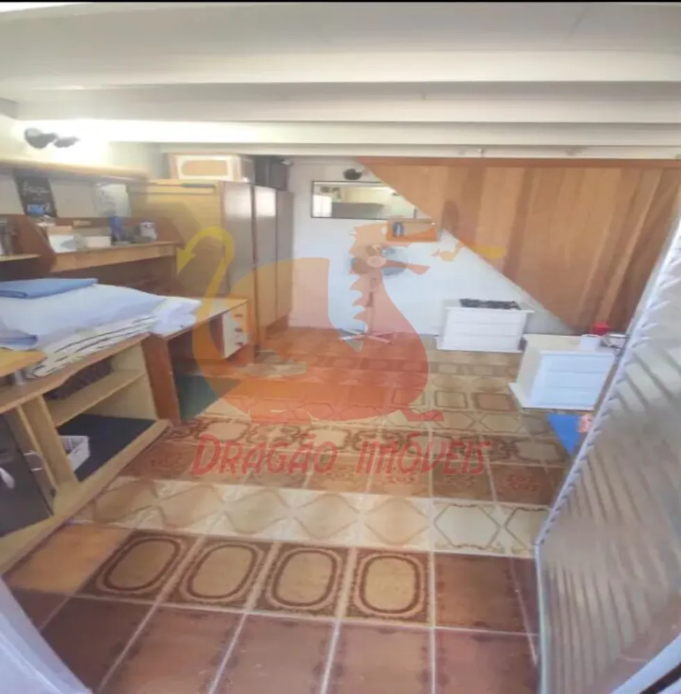 Casa, 1 quarto, 190 m² - Foto 2