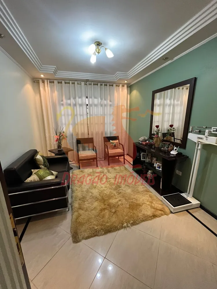 Casa, 4 quartos, 240 m² - Foto 1