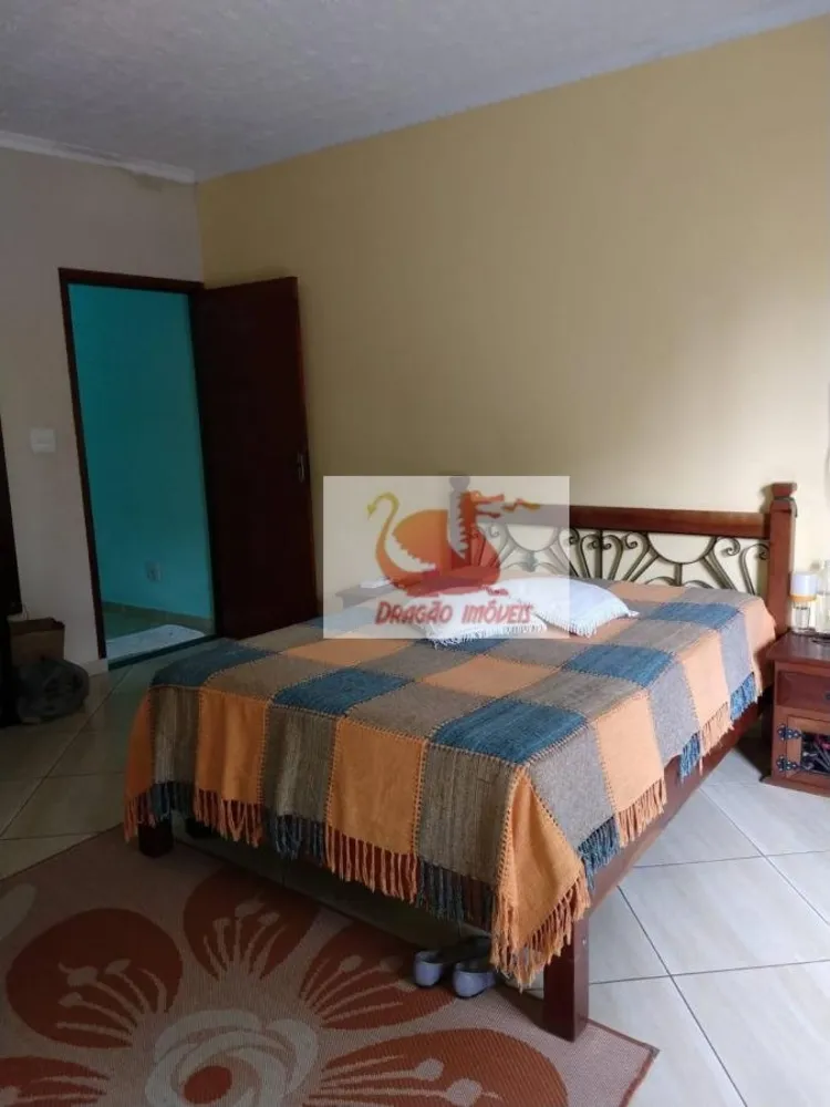 Casa, 3 quartos, 200 m² - Foto 3