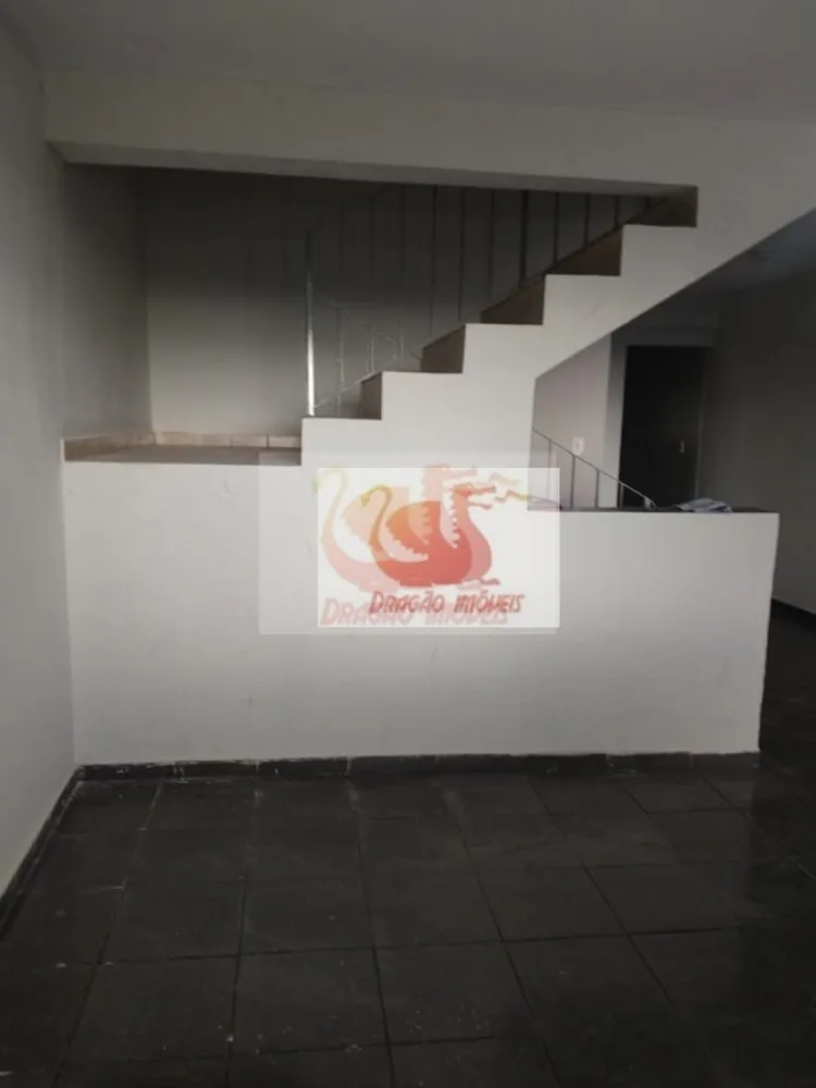 Casa, 3 quartos, 200 m² - Foto 1