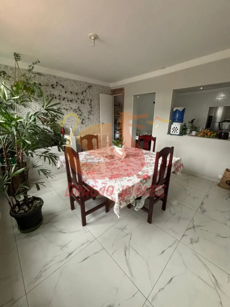 Casa, 2 quartos, 112 m² - Foto 1