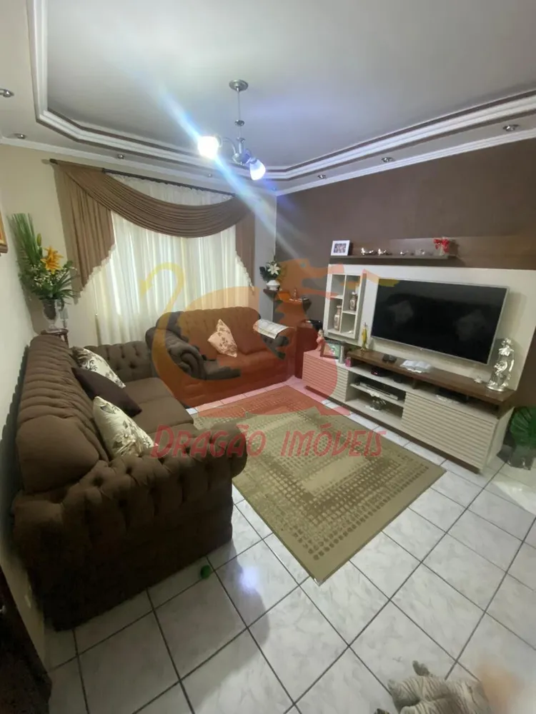 Casa, 3 quartos, 140 m² - Foto 2