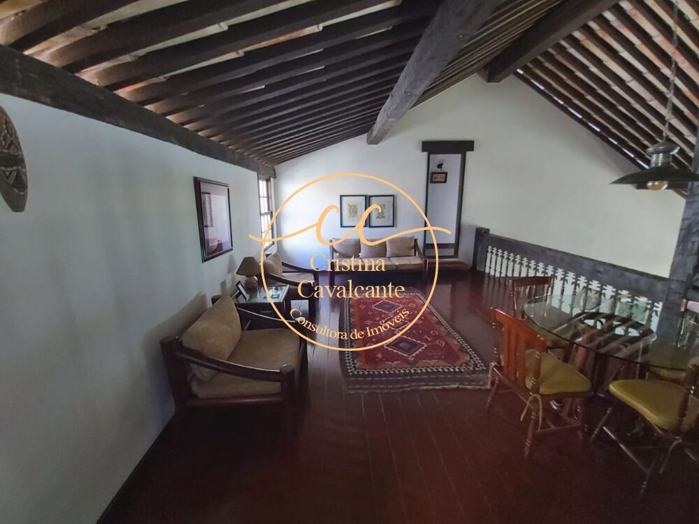 Casa à venda com 9 quartos, 1600m² - Foto 16