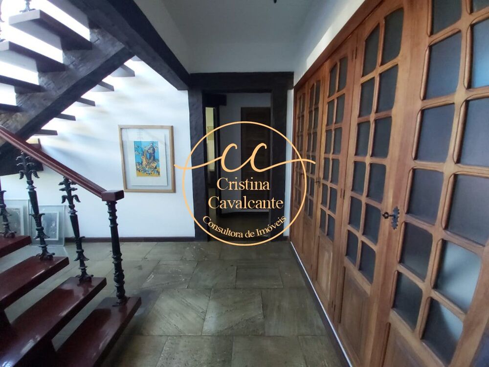 Casa à venda com 9 quartos, 1600m² - Foto 17