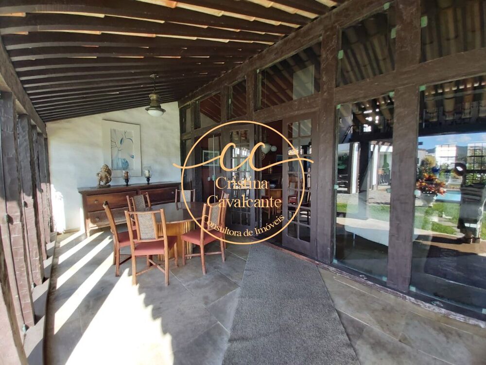 Casa à venda com 9 quartos, 1600m² - Foto 3