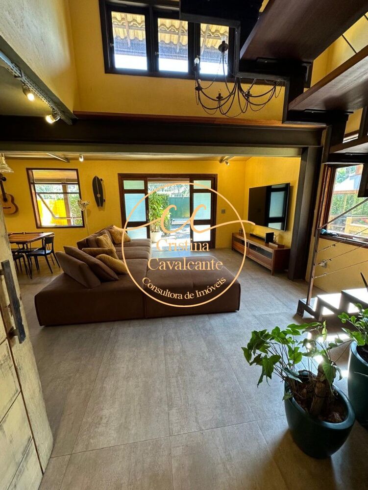 Casa, 3 quartos, 200 m² - Foto 1