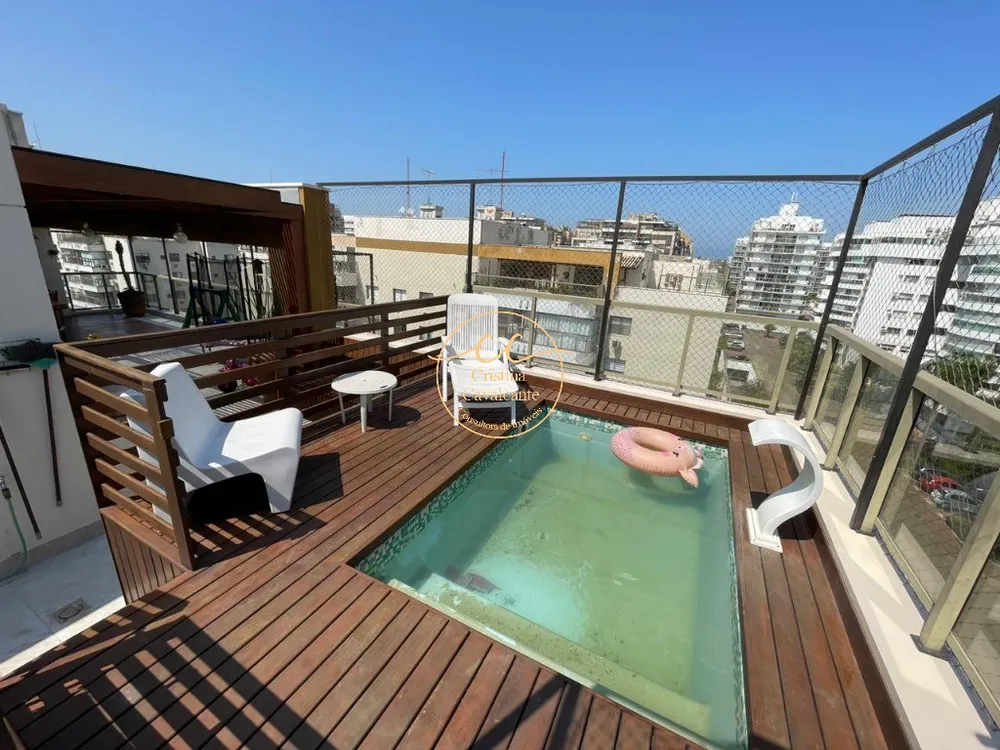 Cobertura, 3 quartos, 211 m² - Foto 1