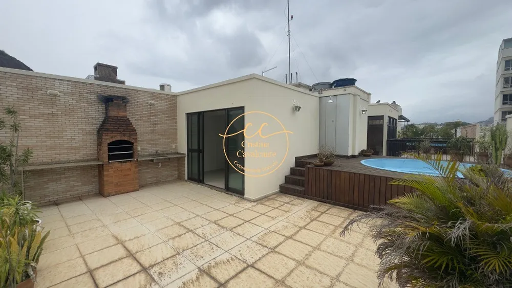 Cobertura, 3 quartos, 210 m² - Foto 1