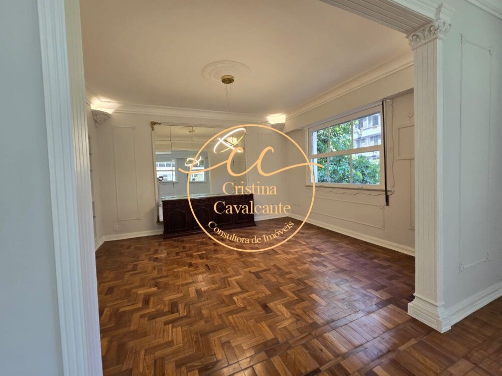 Apartamento à venda com 3 quartos, 205m² - Foto 2