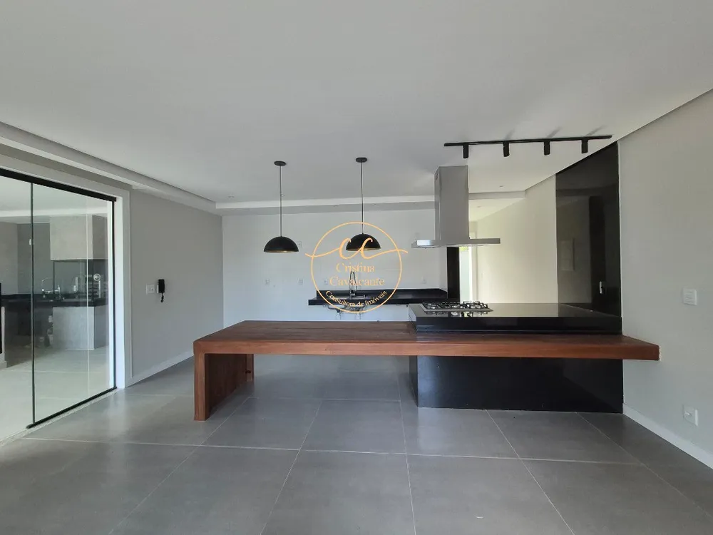 Casa, 4 quartos, 300 m² - Foto 4