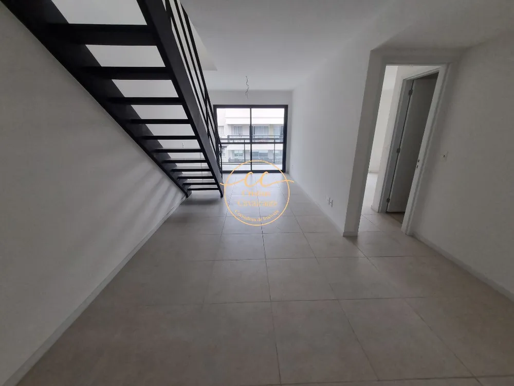 Cobertura, 4 quartos, 221 m² - Foto 2