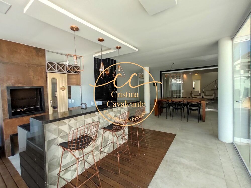 Casa à venda com 4 quartos, 282m² - Foto 2