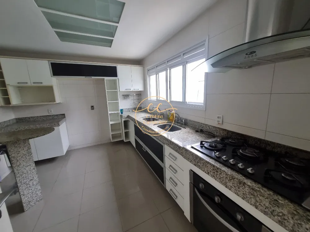 Casa, 5 quartos, 230 m² - Foto 4