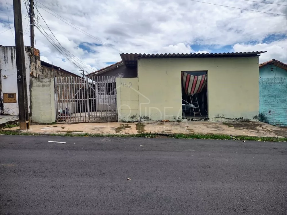 Casa à venda com 2 quartos, 200M2 - Foto 1