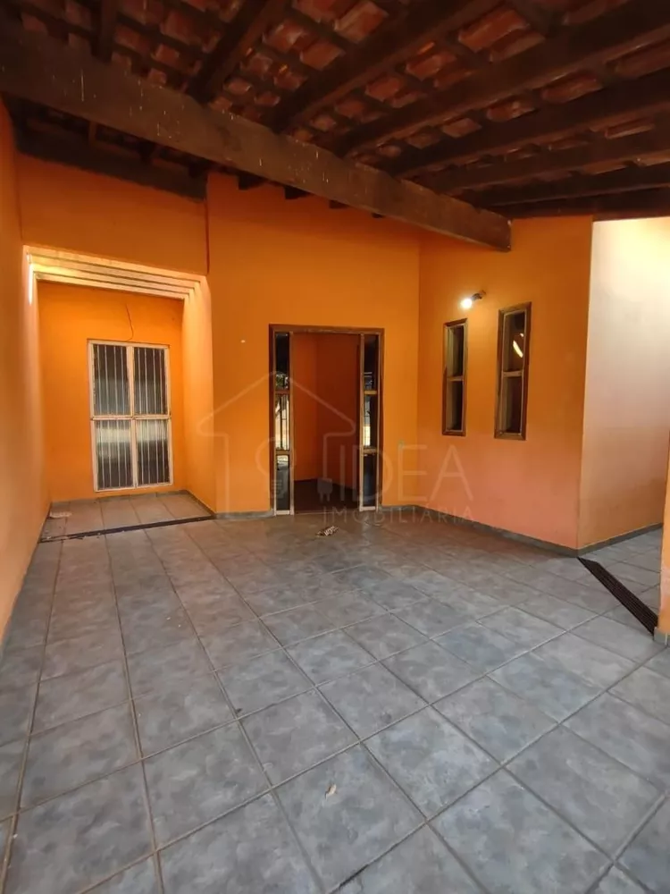 Casa à venda com 5 quartos, 189m² - Foto 2