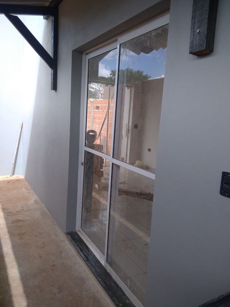 Casa à venda com 2 quartos, 70m² - Foto 12