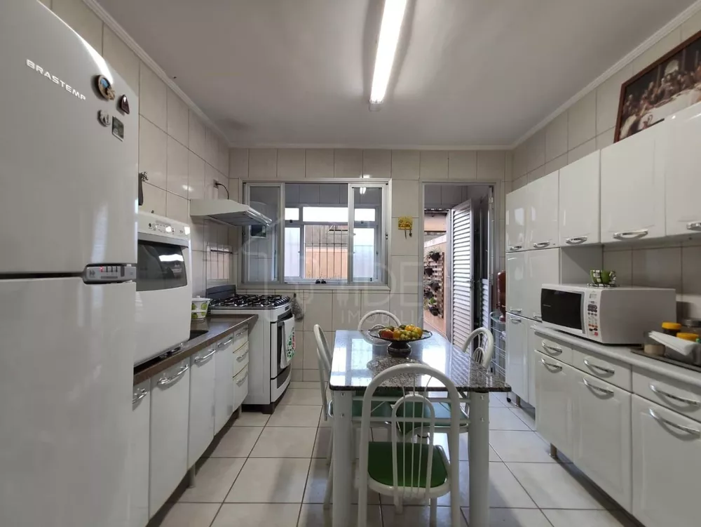 Apartamento à venda com 3 quartos, 131M2 - Foto 3