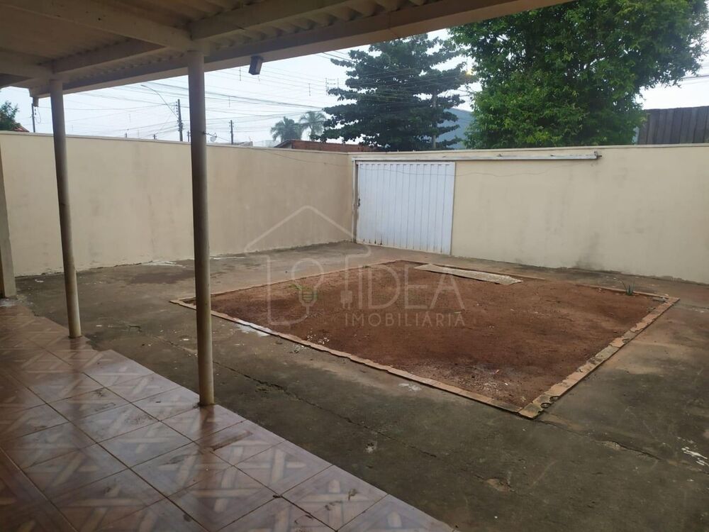 Casa à venda com 2 quartos, 90m² - Foto 14