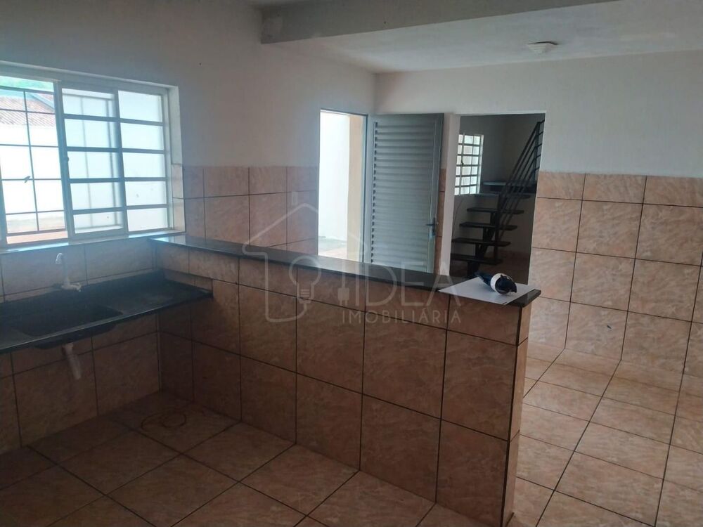 Casa à venda com 2 quartos, 90m² - Foto 10