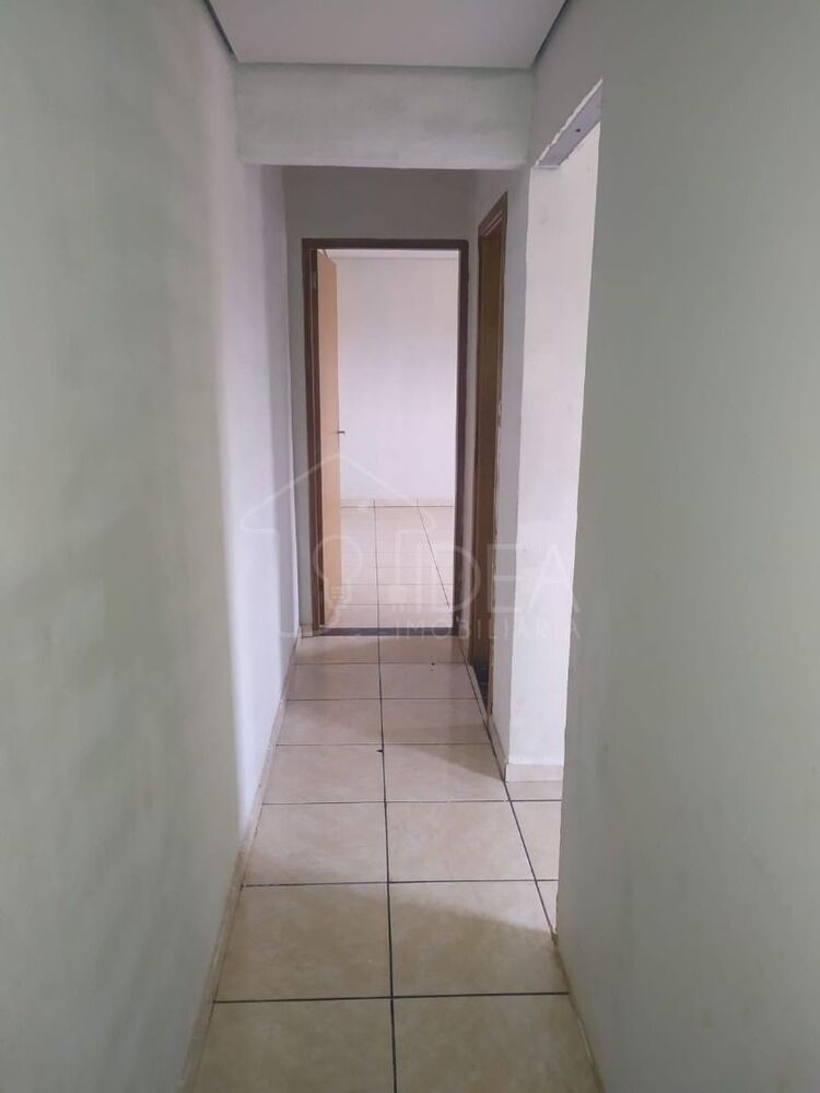 Casa à venda com 2 quartos, 90m² - Foto 5
