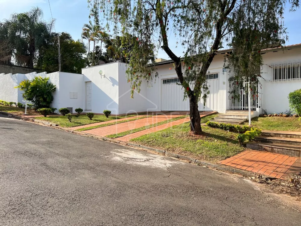 Casa à venda com 3 quartos, 900M2 - Foto 1