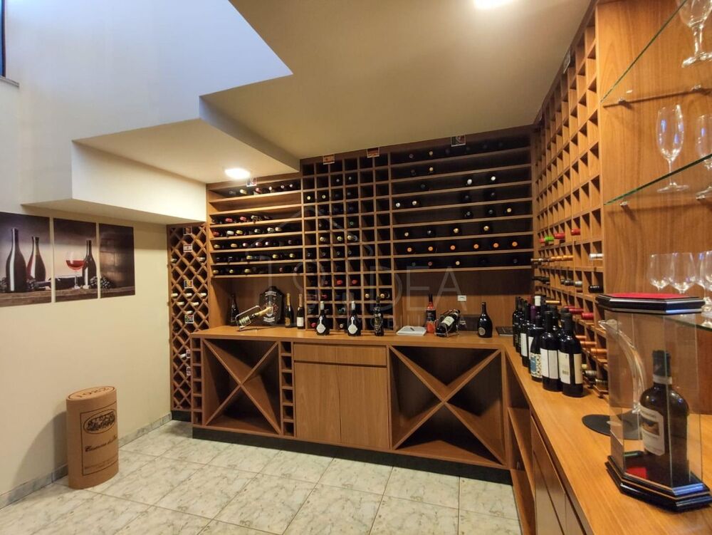 Casa, 10 quartos, 755 m² - Foto 1