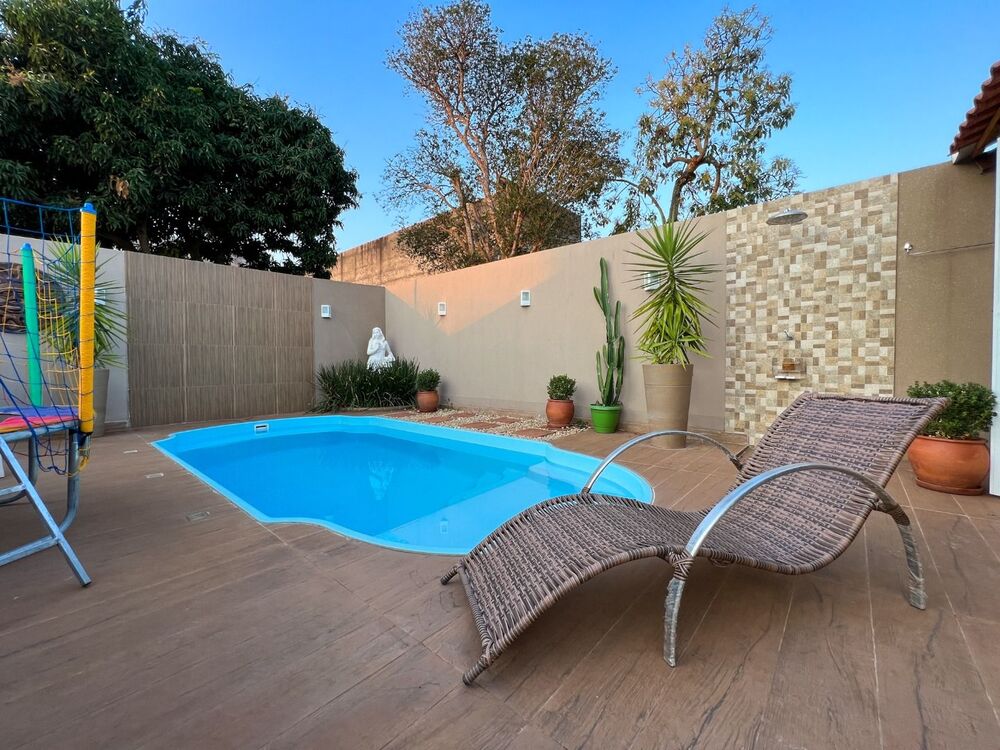 Casa, 3 quartos, 250 m² - Foto 1