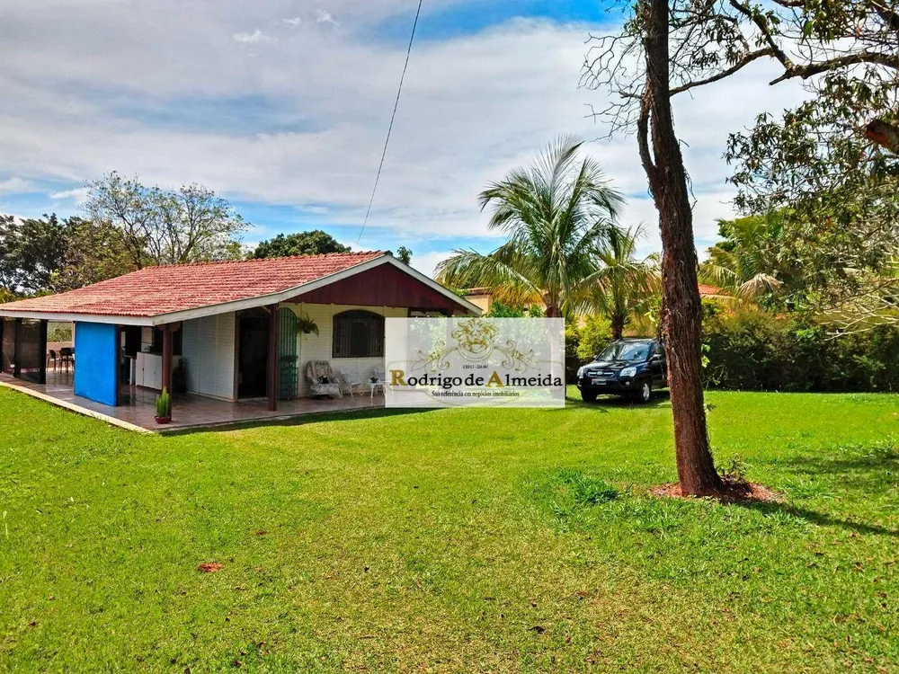 Chácara, 3 quartos, 1000 m² - Foto 1