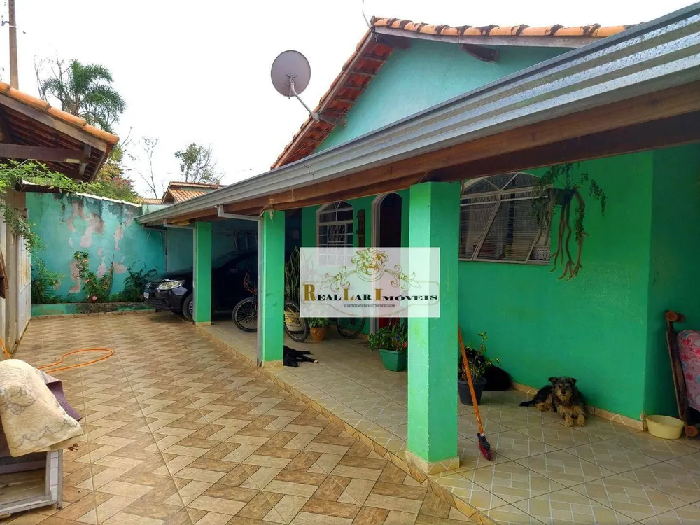 Chácara, 3 quartos, 1000 m² - Foto 1