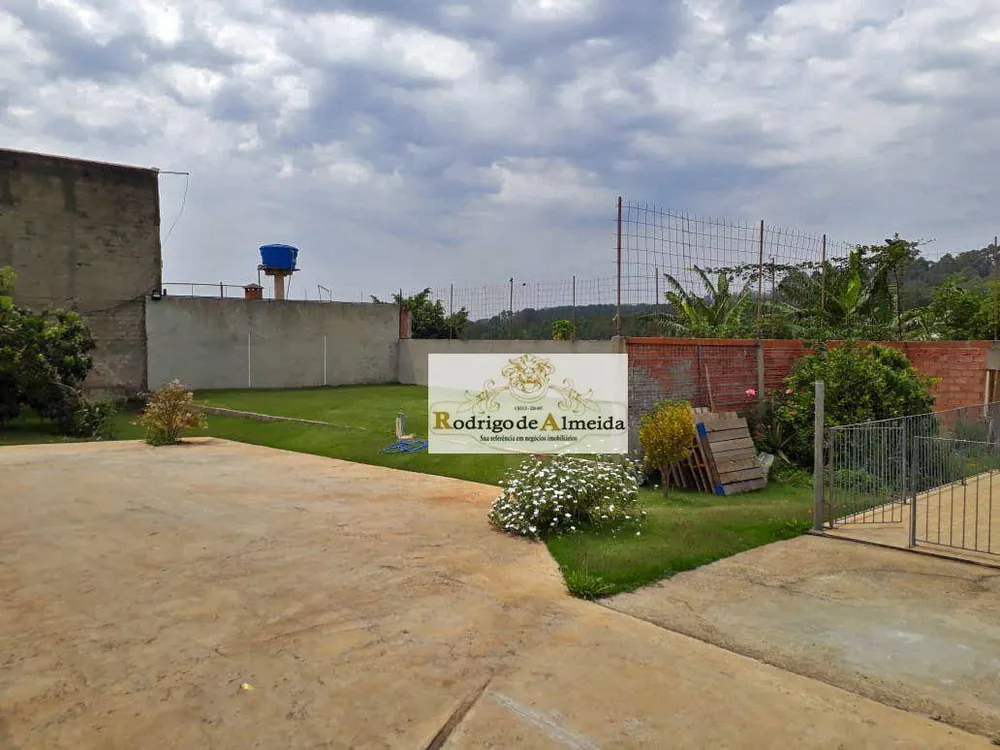 Chácara, 3 quartos, 1255 m² - Foto 2