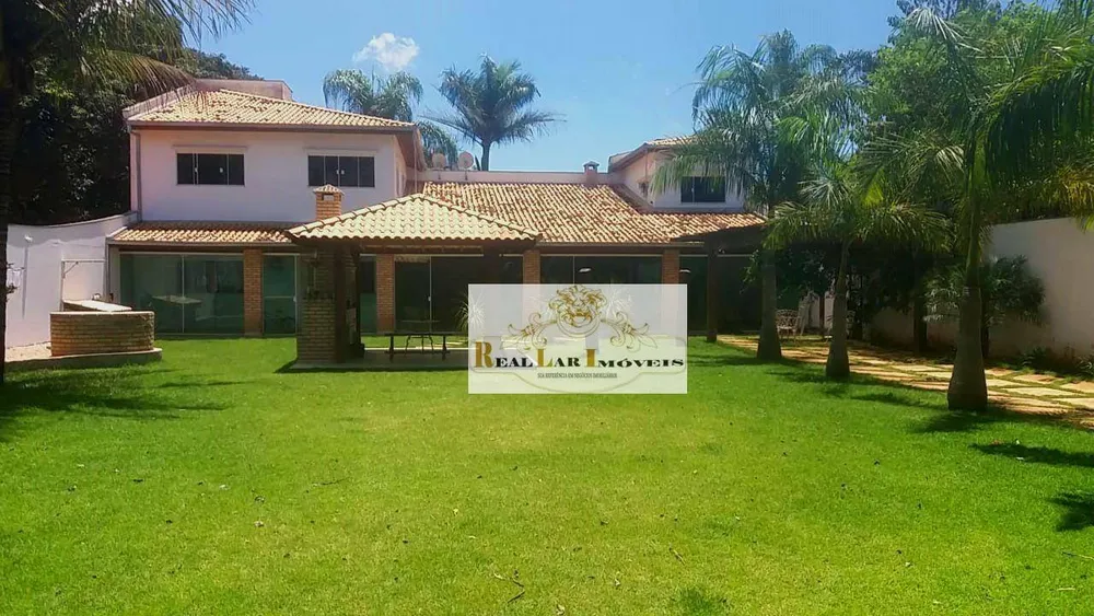 Chácara, 4 quartos, 1100 m² - Foto 1