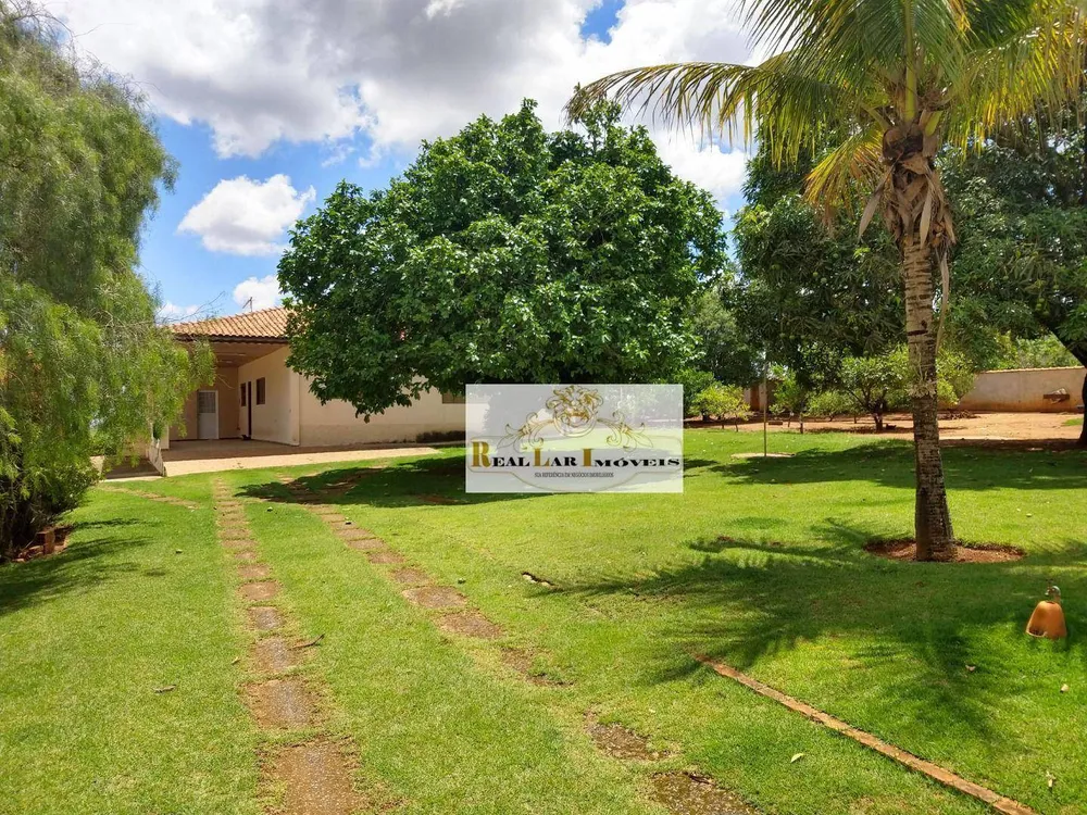 Chácara, 5 quartos, 2400 m² - Foto 3