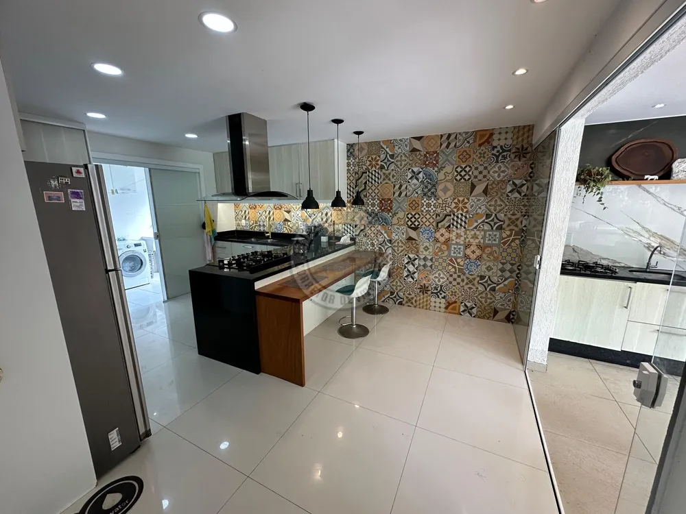 Casa, 4 quartos, 235 m² - Foto 26