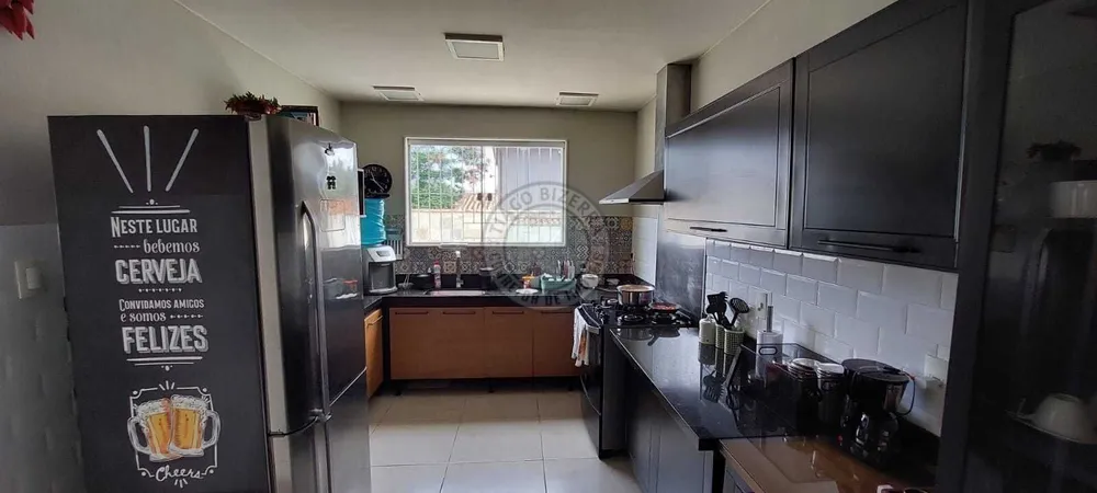 Casa, 6 quartos, 250 m² - Foto 18