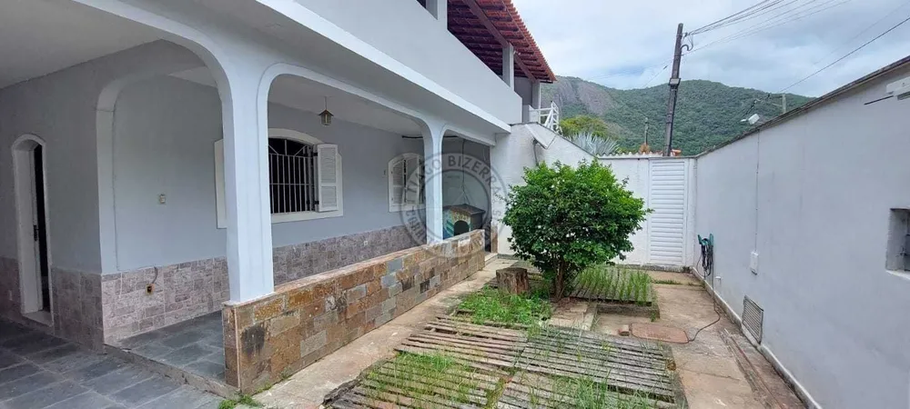 Casa, 6 quartos, 250 m² - Foto 2